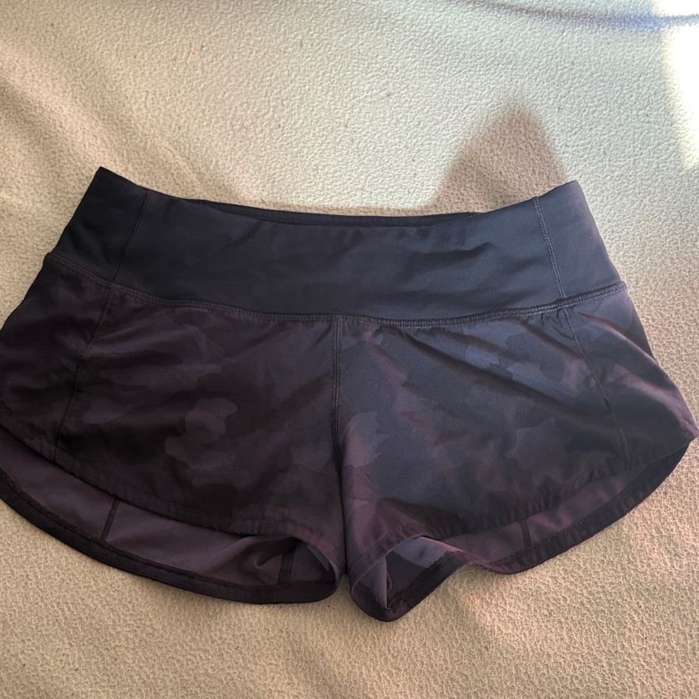 LuluLemon Women’s Black Camo Active Running Shorts